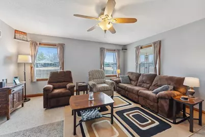 201 W Burns Street, Portage, WI 53901 - Photo 7