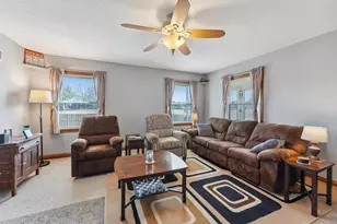 201 W Burns St, Portage, WI 53901 - Photo 7
