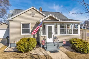 201 W Burns St, Portage, WI 53901 - Photo 1
