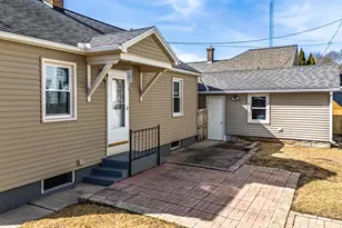 201 W Burns St, Portage, WI 53901 - Photo 31