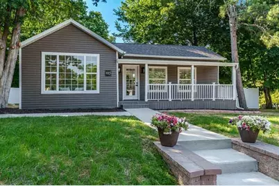 445 Bostwick Avenue, Janesville, WI 53545 - Photo 3
