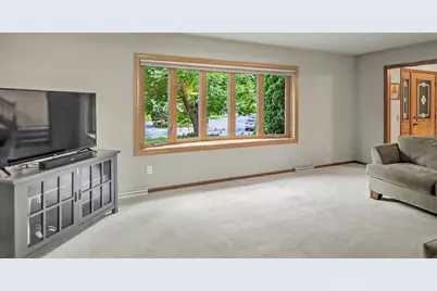 2524 Carriedale Court, Fitchburg, WI 53711 - Photo 11