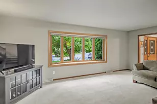 2524 Carriedale Ct, Fitchburg, WI 53711 - Photo 11