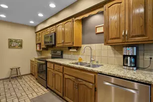 10576 Mayflower Rd, Mount Horeb, WI 53572 - Photo 51