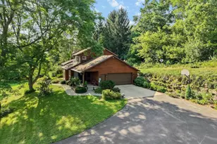 10576 Mayflower Rd, Mount Horeb, WI 53572 - Photo 15