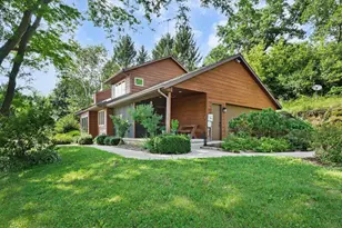 10576 Mayflower Rd, Mount Horeb, WI 53572 - Photo 5