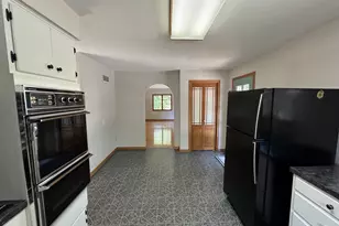 625 Thomas St, Janesville, WI 53545 - Photo 9