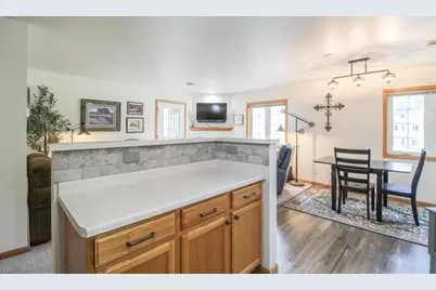 105 Waverly Drive, Cambridge, WI 53523 - Photo 11