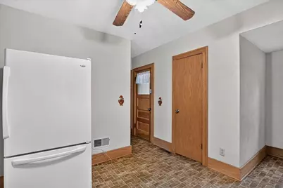 106 S 8th Street, Mount Horeb, WI 53572 - Photo 21