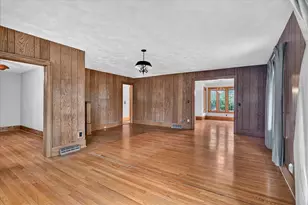 106 S 8th St, Mount Horeb, WI 53572 - Photo 7