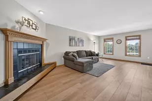 3222 Dorchester Way, Madison, WI 53719 - Photo 5
