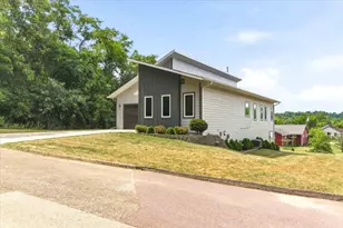 510 Wisconsin St, Wonewoc, WI 53968 - Photo 3
