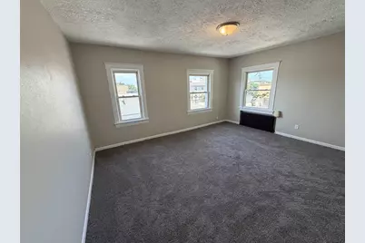 550 E Grand Avenue, Beloit, WI 53511 - Photo 11