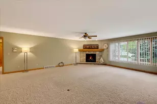 100 Stonehaven Cir, Beaver Dam, WI 53916 - Photo 31