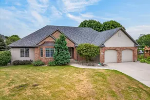 100 Stonehaven Cir, Beaver Dam, WI 53916 - Photo 1