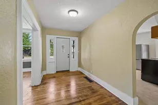 124 Elm St, Mauston, WI 53948 - Photo 3