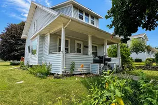 2009 16th Ave, Monroe, WI 53566 - Photo 3