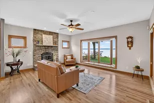 3129 Sunnyside St, Stoughton, WI 53589 - Photo 11