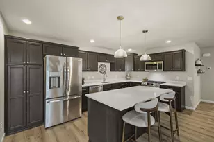 674 Hillcrest Dr, Waunakee, WI 53597 - Photo 11
