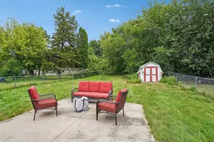 205 E 3rd St, Waunakee, WI 53597 - Photo 35