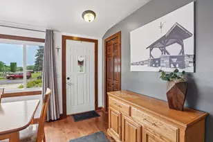 205 E 3rd St, Waunakee, WI 53597 - Photo 5