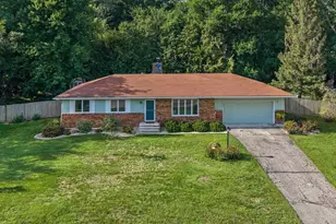 403 4th St, Albany, WI 53502 - Photo 37
