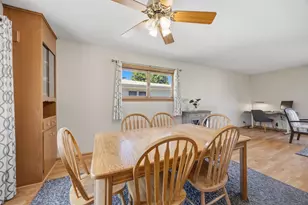 133 W Kohler St, Sun Prairie, WI 53590 - Photo 25