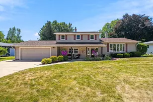 133 W Kohler St, Sun Prairie, WI 53590 - Photo 1
