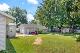 W2333 Commercial St, Poy Sippi, WI 54967 - Photo 11