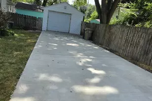 4705 Allis Ave, Madison, WI 53716 - Photo 3