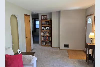 4705 Allis Avenue, Madison, WI 53716 - Photo 5