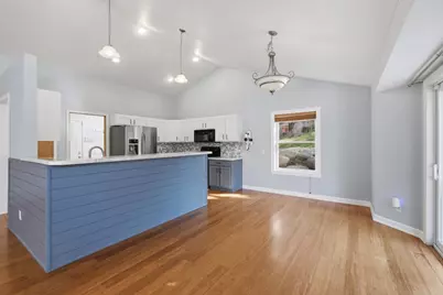 613 Lucky Trail, Mount Horeb, WI 53572 - Photo 9