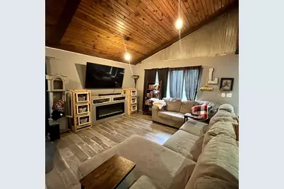 16309 Castle Springs Road, Utica, WI 54631 - Photo 5