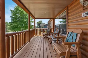 309 Oakbrook Dr, Wisconsin Dells, WI 53965 - Photo 3