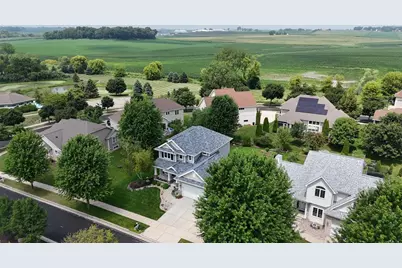 709 Pleasant Valley Parkway, Waunakee, WI 53597 - Photo 5
