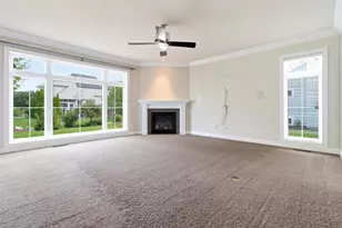 709 Pleasant Valley Pkwy, Waunakee, WI 53597 - Photo 11