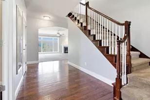 709 Pleasant Valley Pkwy, Waunakee, WI 53597 - Photo 17