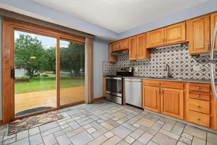 6021 Meadowood Dr, Madison, WI 53711 - Photo 15