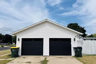 1946 Amanda Dr, Reedsburg, WI 53959 - Photo 5