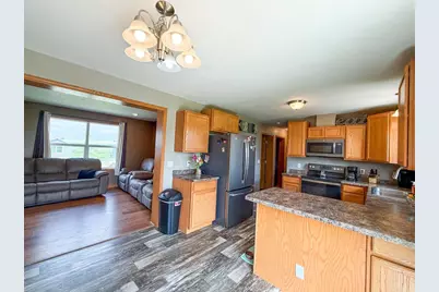 516 Marilyn Drive, Cobb, WI 53526 - Photo 7