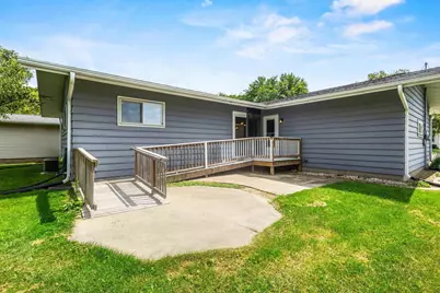 124 Wisconsin Street, Beaver Dam, WI 53916 - Photo 5