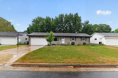 1419 Jasper Circle, Sun Prairie, WI 53590 - Photo 3