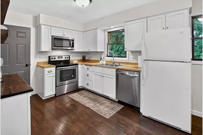 1419 Jasper Circle, Sun Prairie, WI 53590 - Photo 11