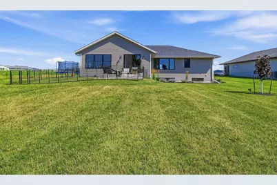 2747 Stonebrook Drive, Sheboygan, WI 53081 - Photo 3