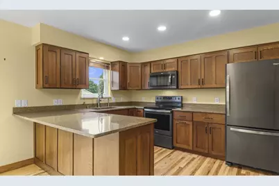 909 N Clover Lane #D, Cottage Grove, WI 53527 - Photo 9