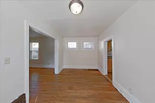 405 Rogers St, Madison, WI 53703 - Photo 9