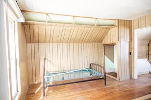 207 Spring St, Elroy, WI 53929 - Photo 27