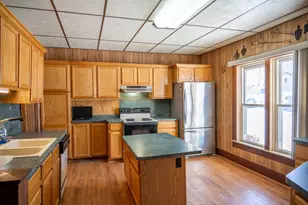 207 Spring St, Elroy, WI 53929 - Photo 17