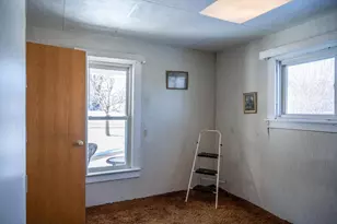207 Spring St, Elroy, WI 53929 - Photo 25