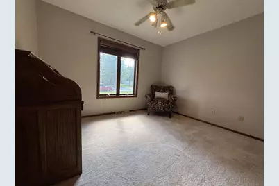 965 N Wuthering Hills Drive, Janesville, WI 53546 - Photo 11